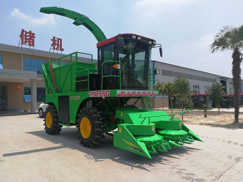 玉米收割機：規(guī)范操作，保障糧食安全